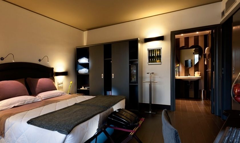 Astoria Palace Hotel 4*